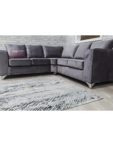 Rococo Feathered Rug - Grey/Black