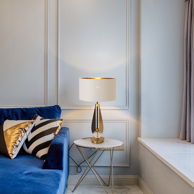 T209024 Lamp