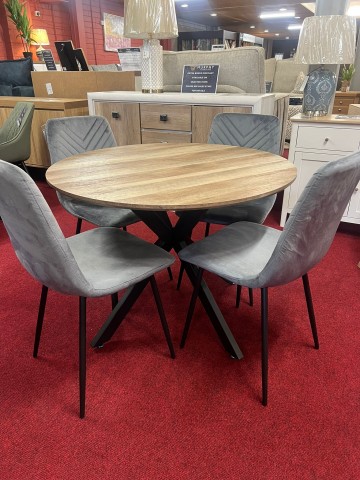 Malin 1m Round Dining Table...