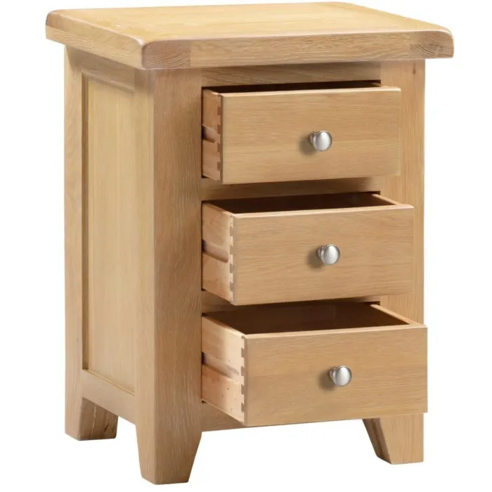 Windsor 3 Drawer Bedside Locker - Natural Oak