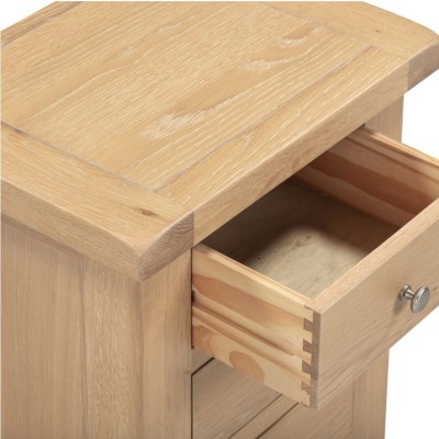 Windsor 3 Drawer Bedside Locker - Natural Oak