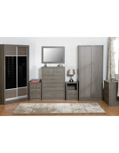 Lisbon 3+2 Drawer Chest - Black  Wood Grain