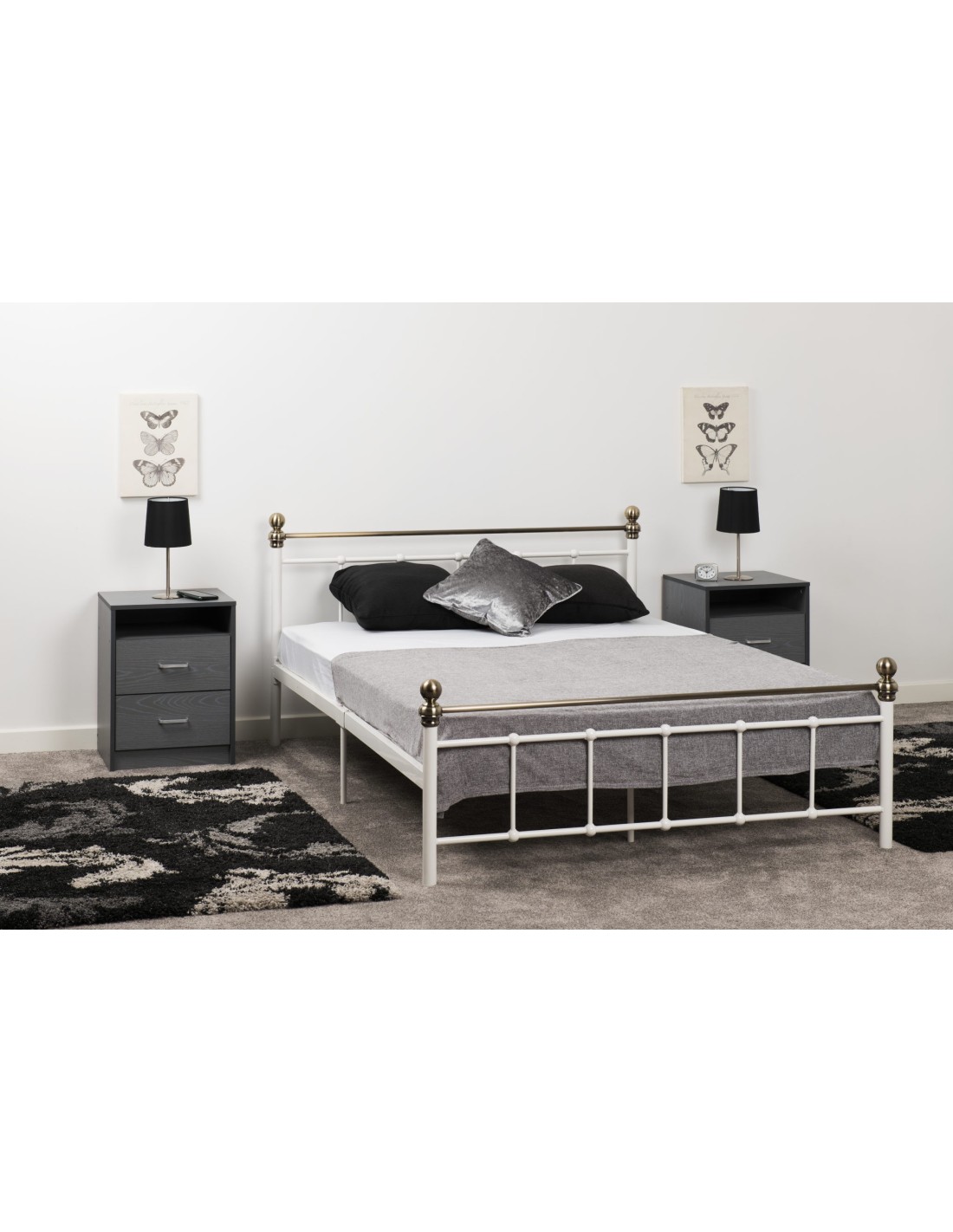 Marlborough 4FT6 Bedframe White/Antique Brass